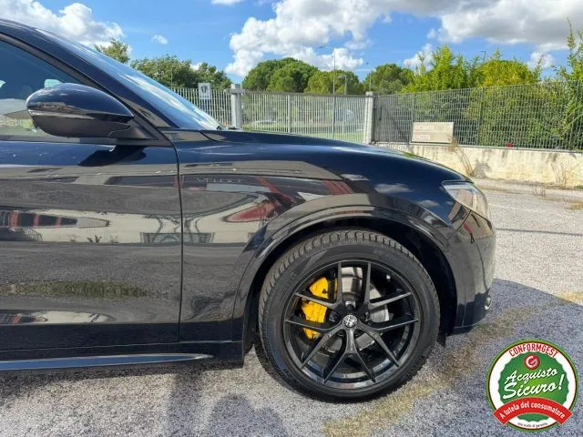 Alfa Romeo Stelvio 2021 photo 3