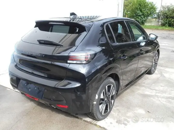 Peugeot 208 2026 photo 3
