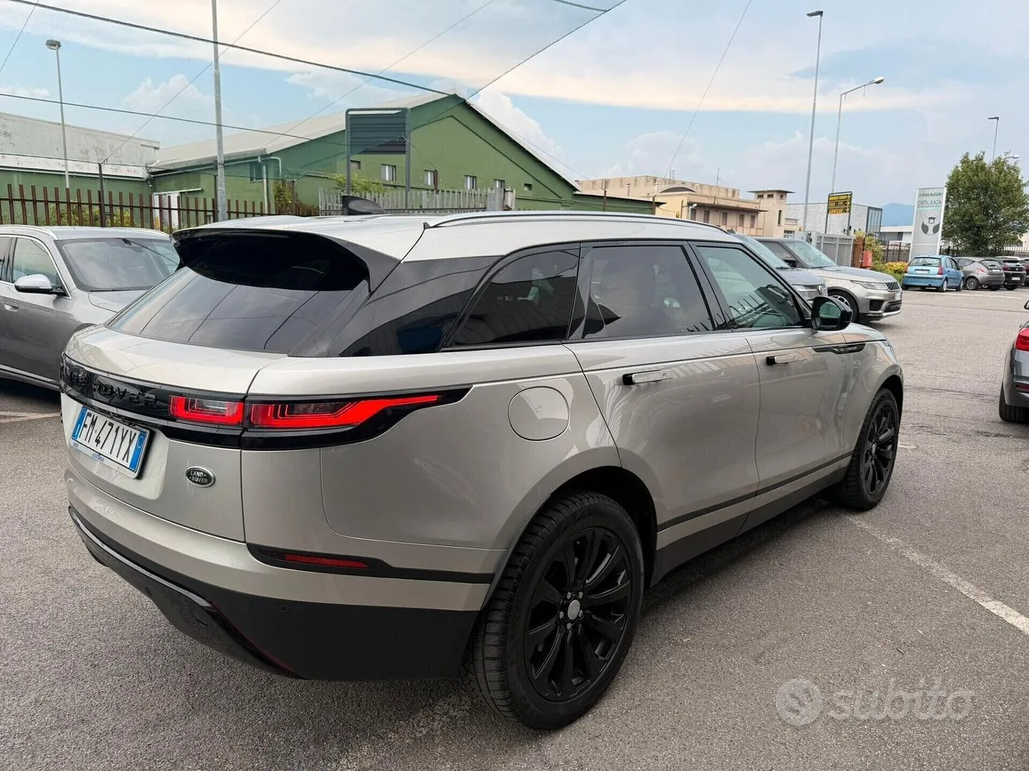 Land Rover Range Rover Velar 2018 photo 4