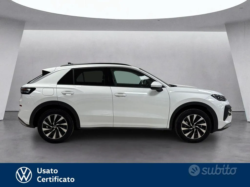 Volkswagen T-Roc 2025 photo 3