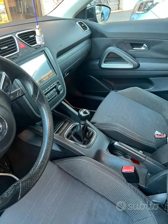 Volkswagen Scirocco 2009 photo 4