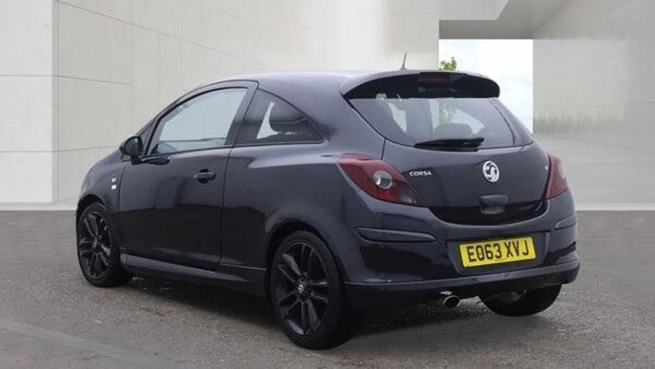 Vauxhall Corsa 2013 photo 3