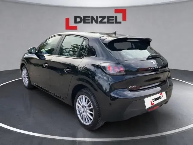 Peugeot 208 2023 photo 3