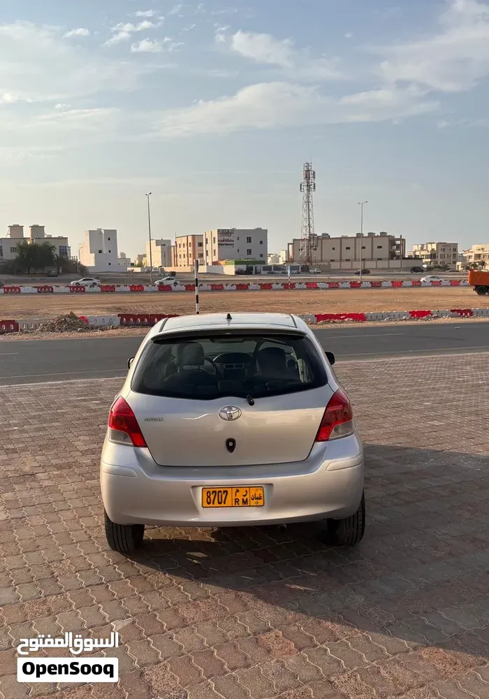 Toyota Yaris 2010 photo 4