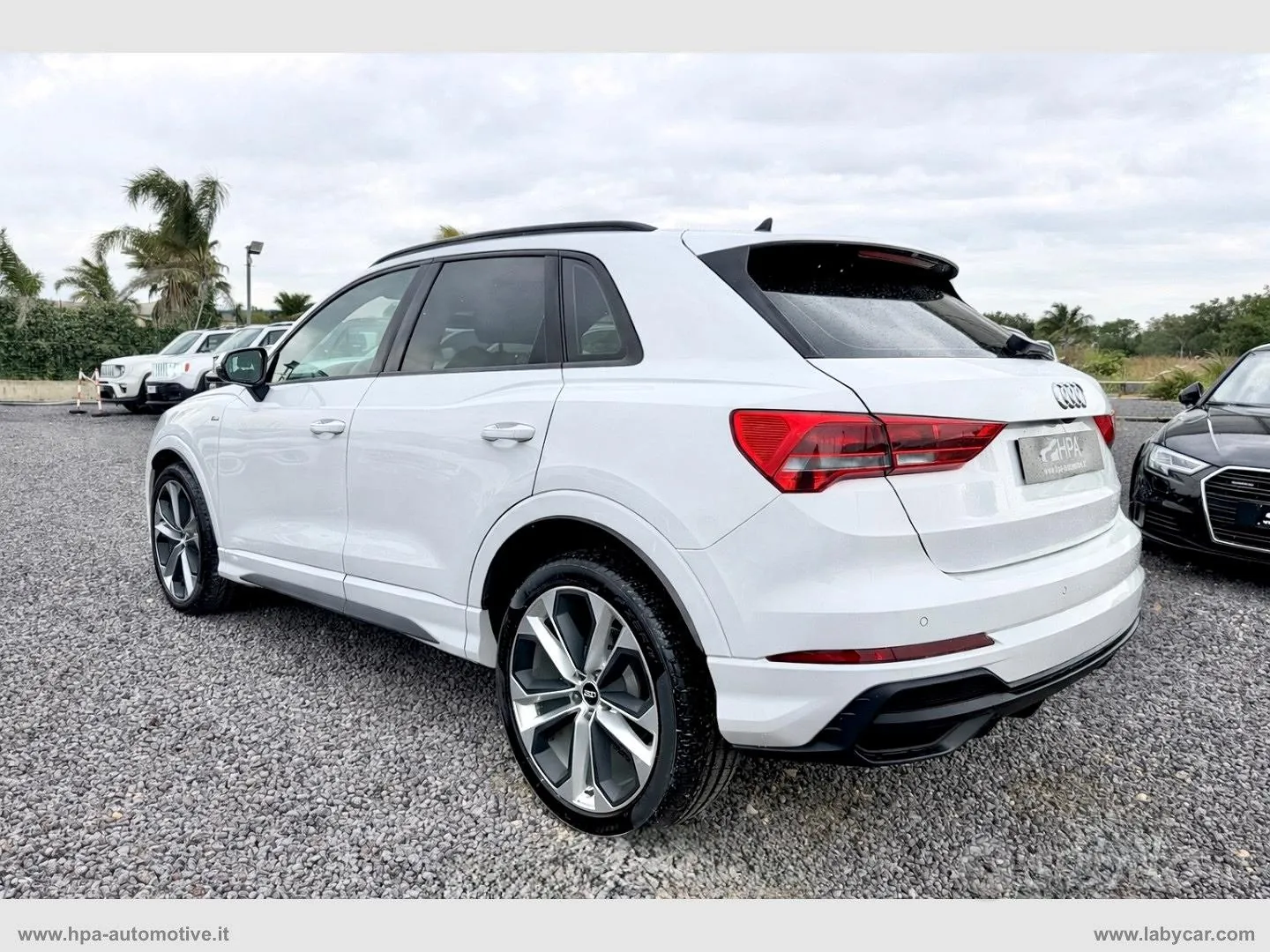 Audi Q3 2019 photo 4
