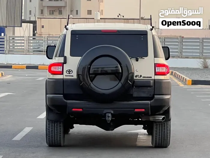 Toyota Fj 2009 photo 3