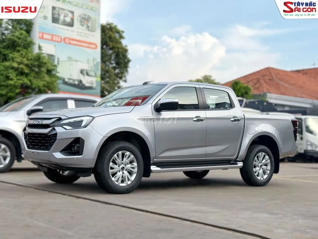 Isuzu Dmax 2025 photo 3
