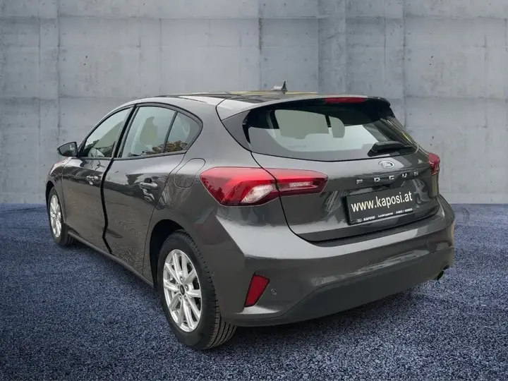 Ford Focus 2022 photo 3
