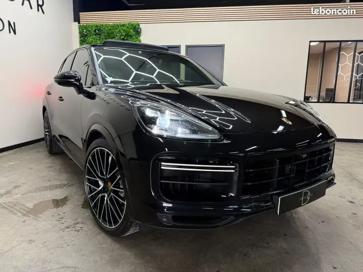 Porsche Cayenne 2018 photo 2
