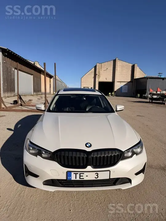 BMW 320D 2019 photo 2