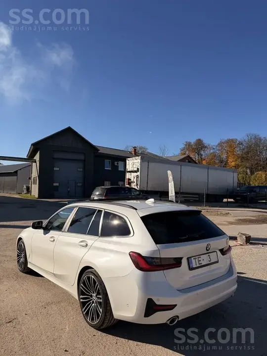BMW 320D 2019 photo 4