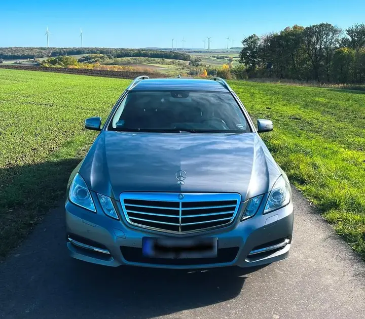 Mercedes-Benz E 220 Cdi