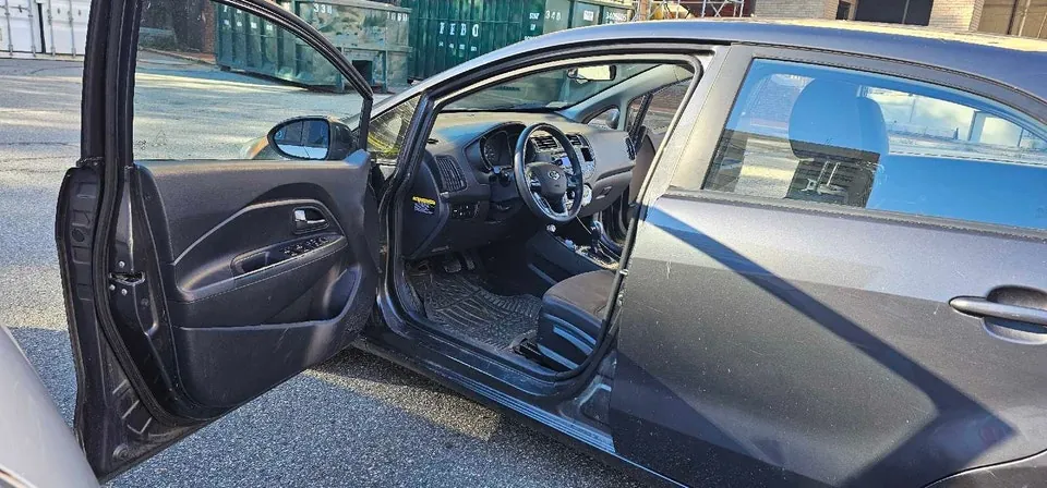 Kia Rio 2013 photo 5