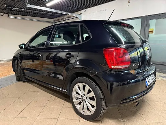 Volkswagen Polo 2012 photo 3