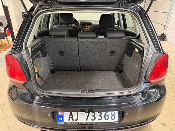 Volkswagen Polo 2012 photo 5