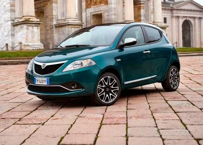 Lancia Ypsilon