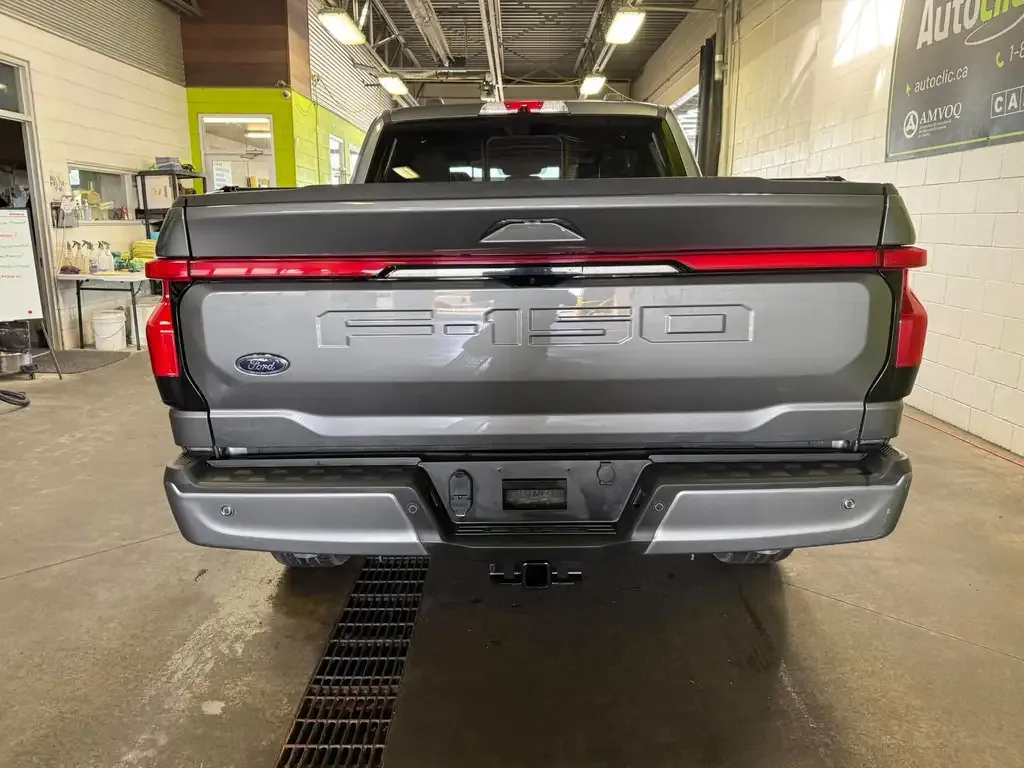 Ford F-150 Lightning 2022 photo 5
