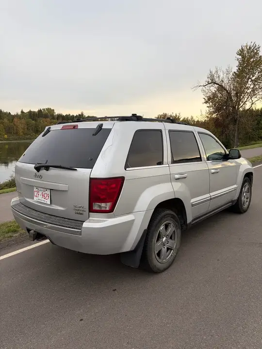 Jeep Grand Cherokee 2005 photo 4