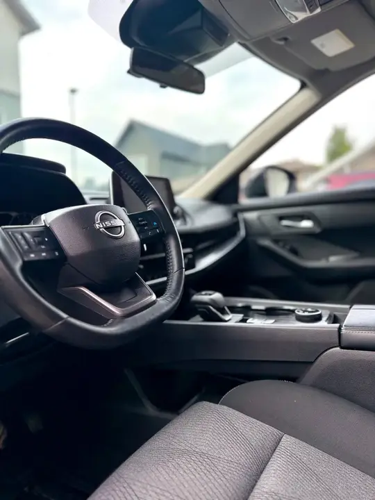 Nissan Rogue 2025 photo 3