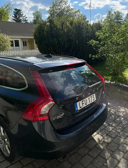 Volvo V60 2011 photo 3