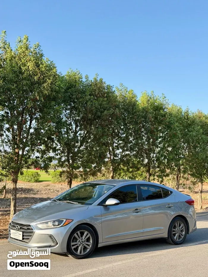 Hyundai Elantra 2017 photo 2