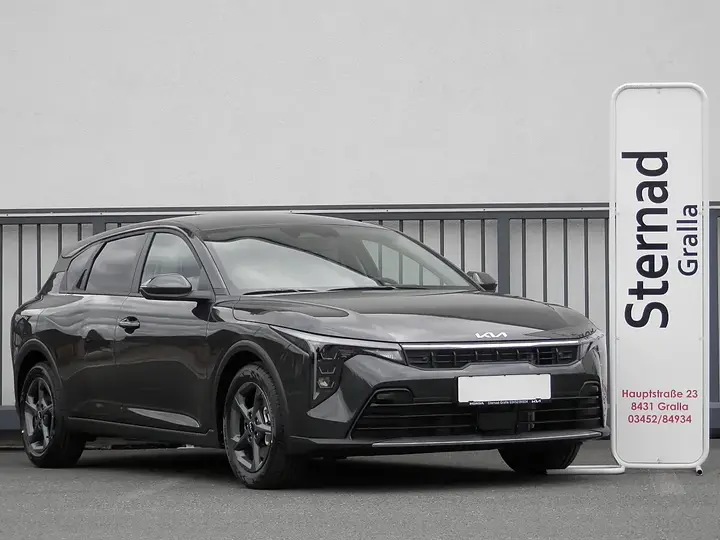 Kia K4 photo 2