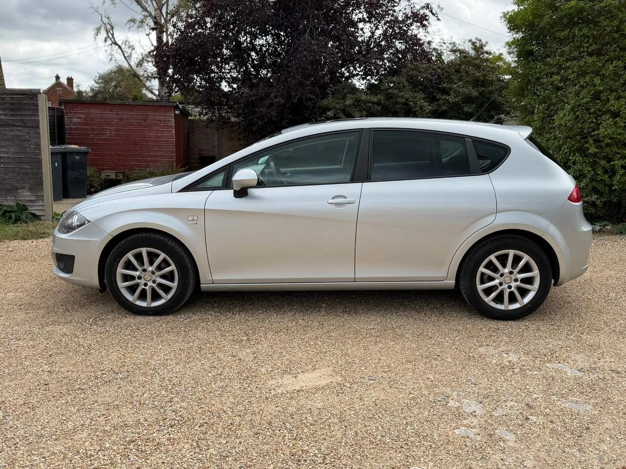 Seat Leon 2009 photo 3