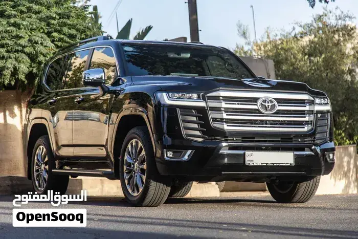Toyota Land Cruiser 2023 photo 3