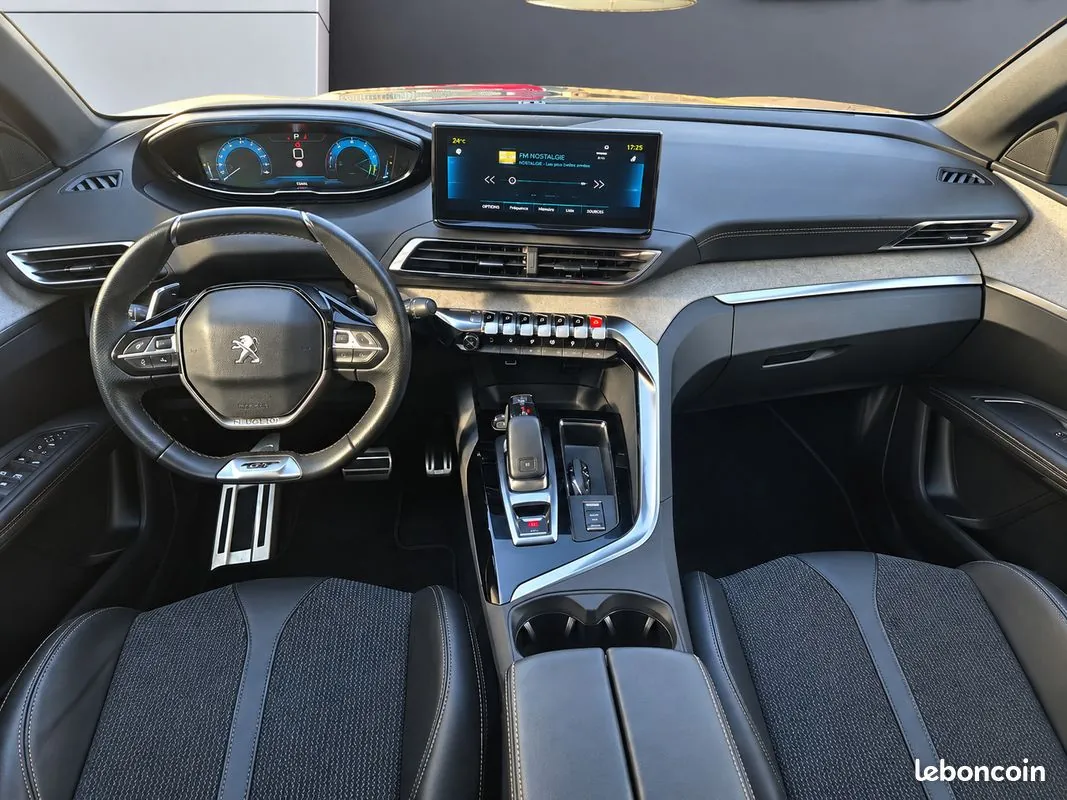 Peugeot 3008 2021 photo 2