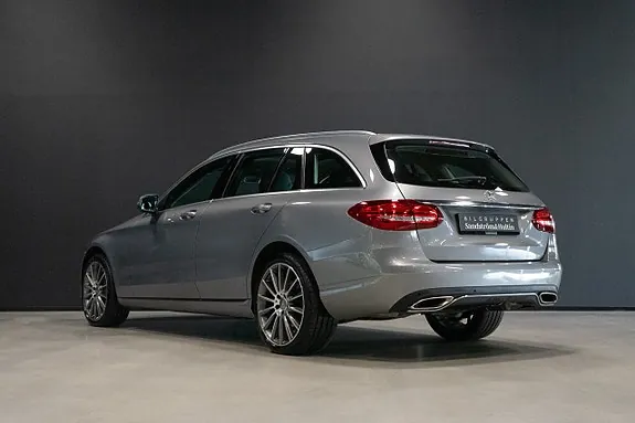 Mercedes-Benz C400 2016 photo 3