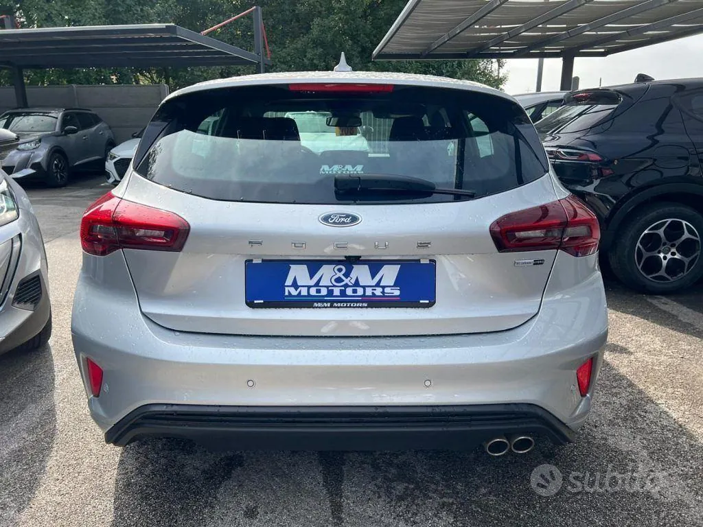 Ford Focus 2025 photo 5