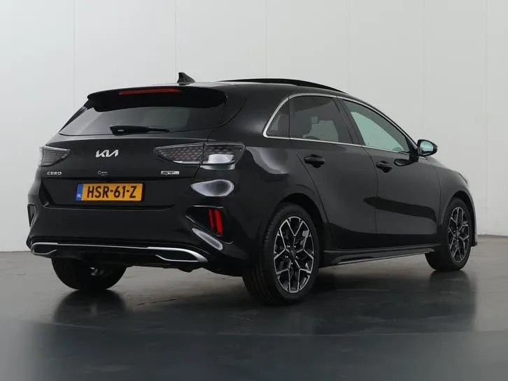 Kia Ceed 2025 photo 2