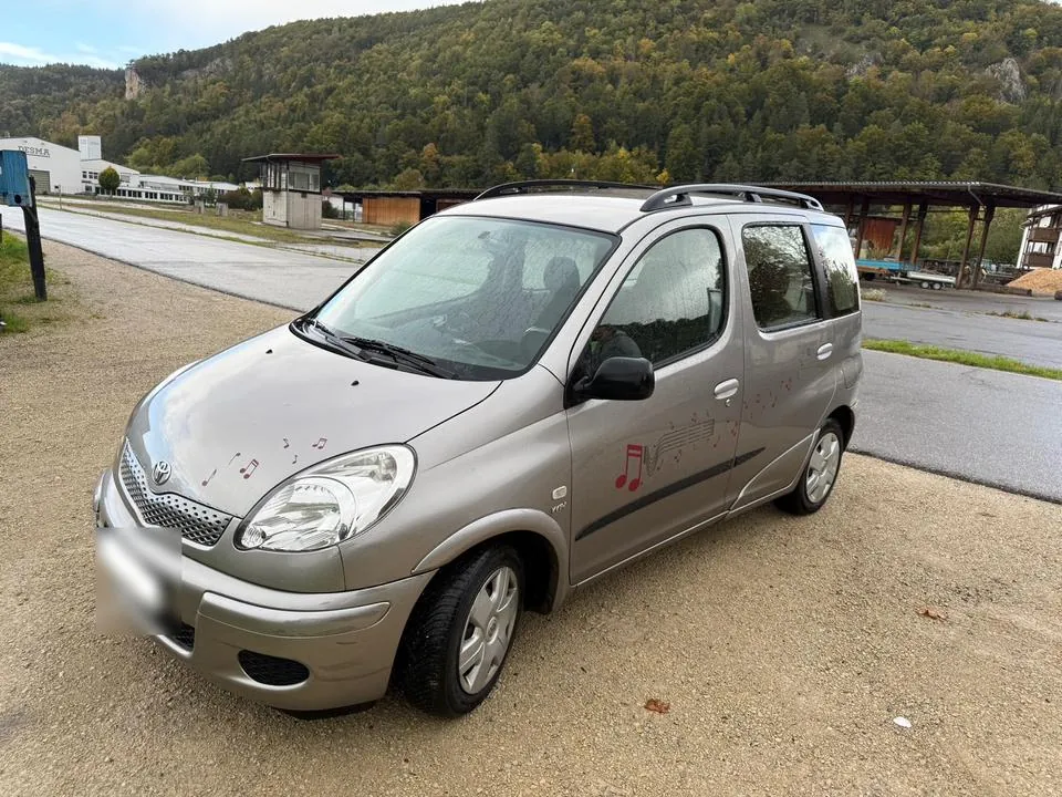 Toyota Yaris Verso