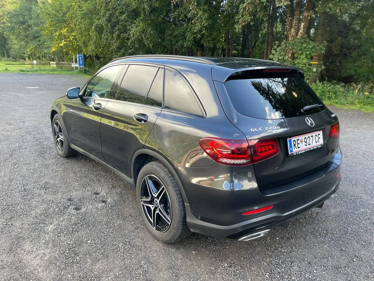 Mercedes-Benz Glc-Class 2022 photo 3