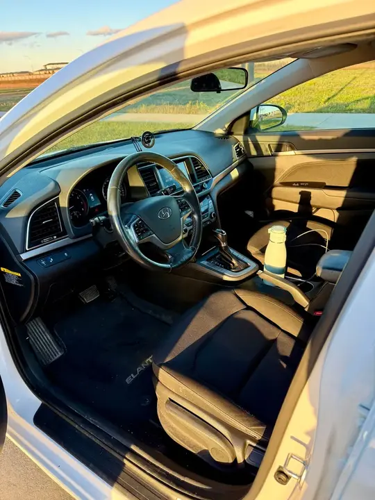 Hyundai Elantra 2017 photo 5