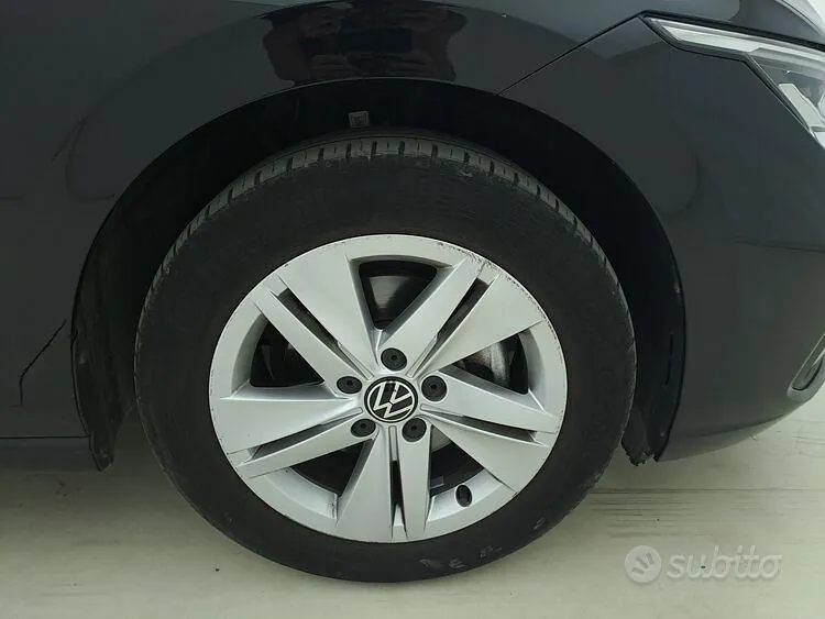 Volkswagen Golf Life 2021 photo 5