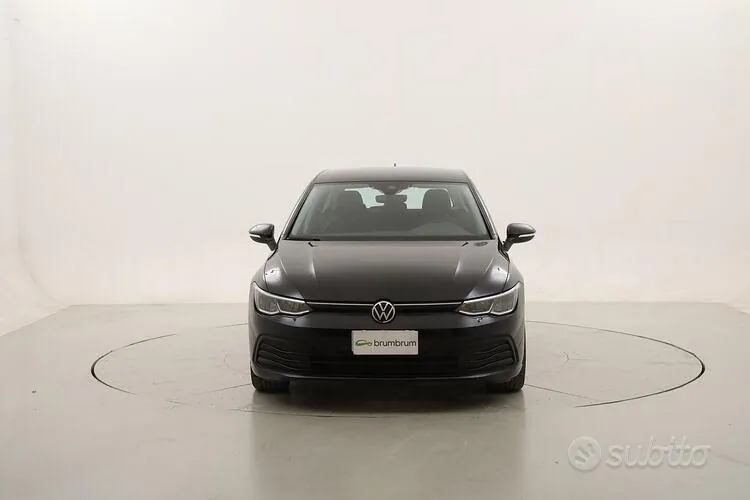 Volkswagen Golf Life 2021 photo 2