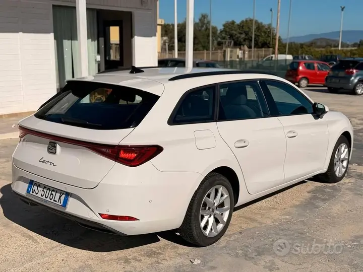 Seat Leon 2023 photo 5