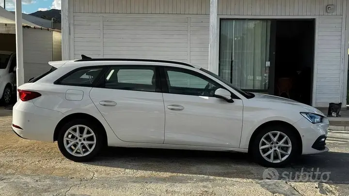 Seat Leon 2023 photo 4