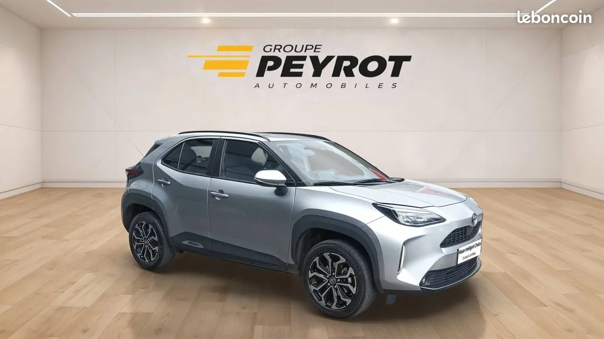 Toyota Yaris Cross 2023 photo 2
