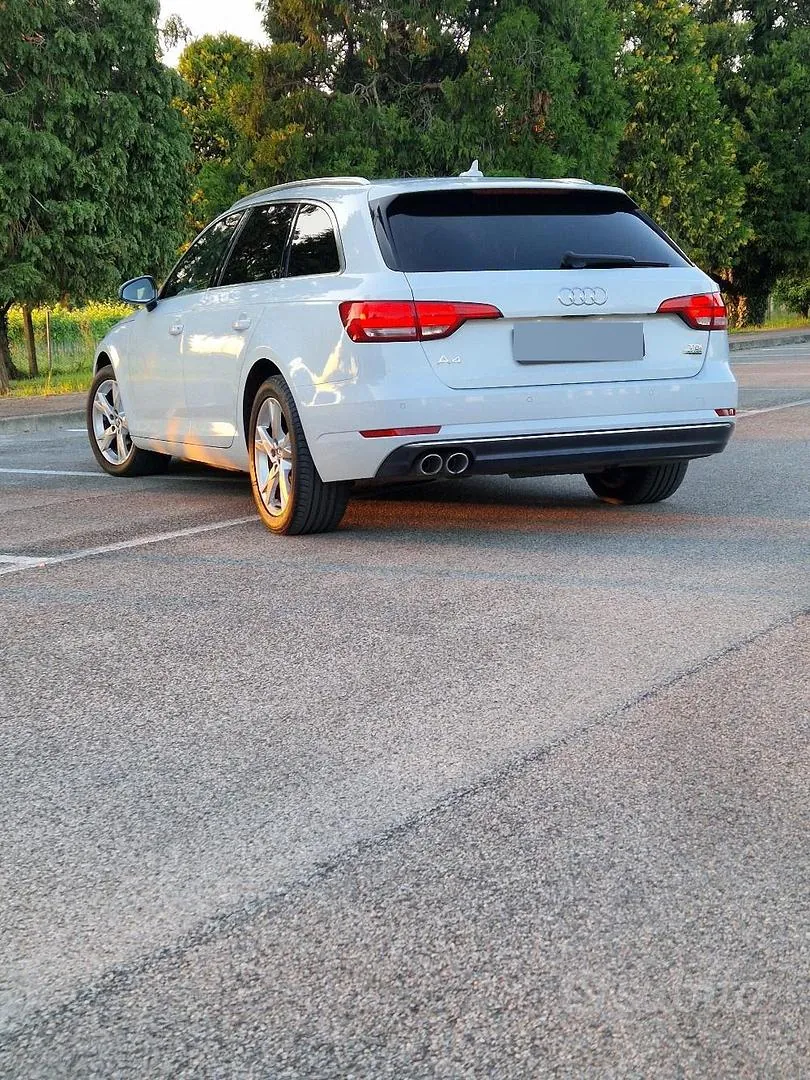 Audi A4 2017 photo 2