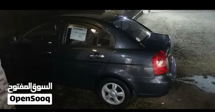 Hyundai Accent 2010 photo 4
