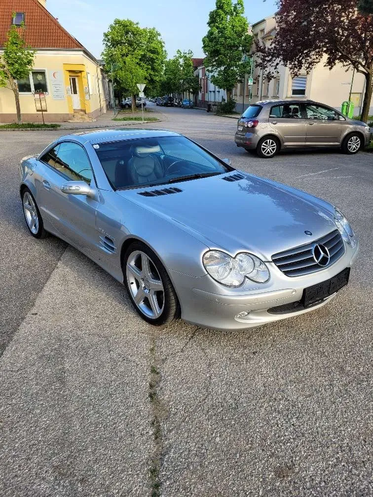 Mercedes-Benz Sl-Class 2004 photo 2