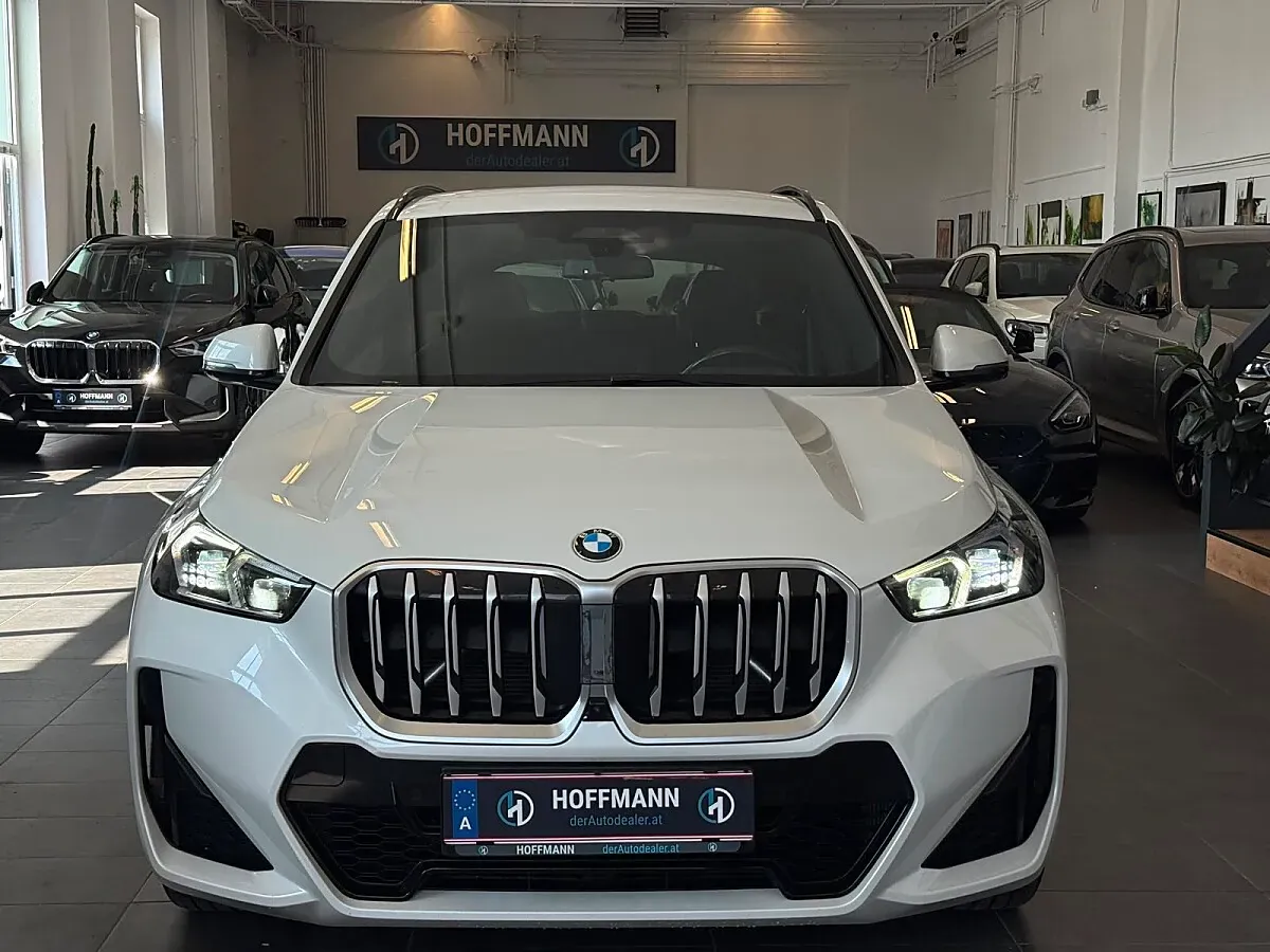 BMW X1 2023 photo 3