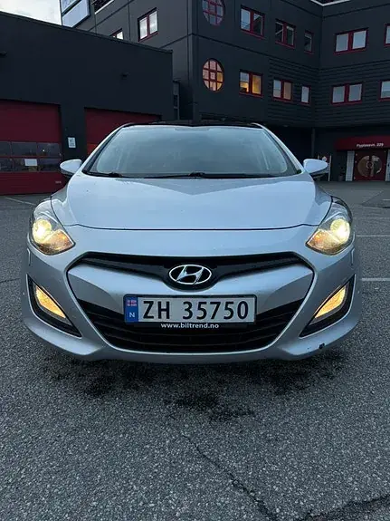 Hyundai I30 2013 photo 2