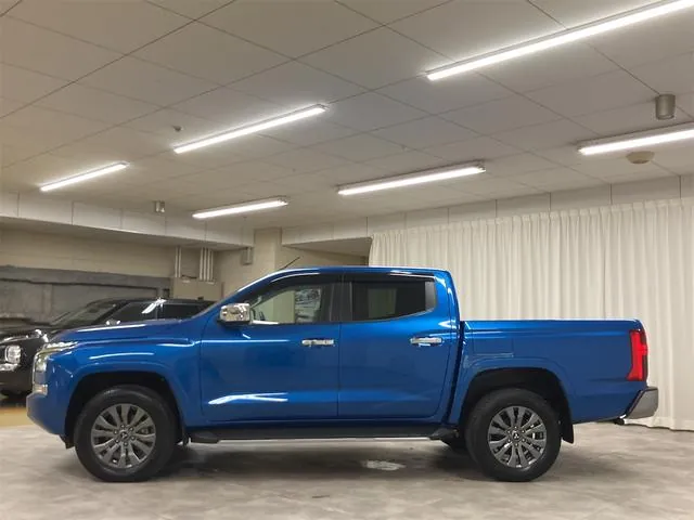 Mitsubishi Triton Gls 2025 photo 5