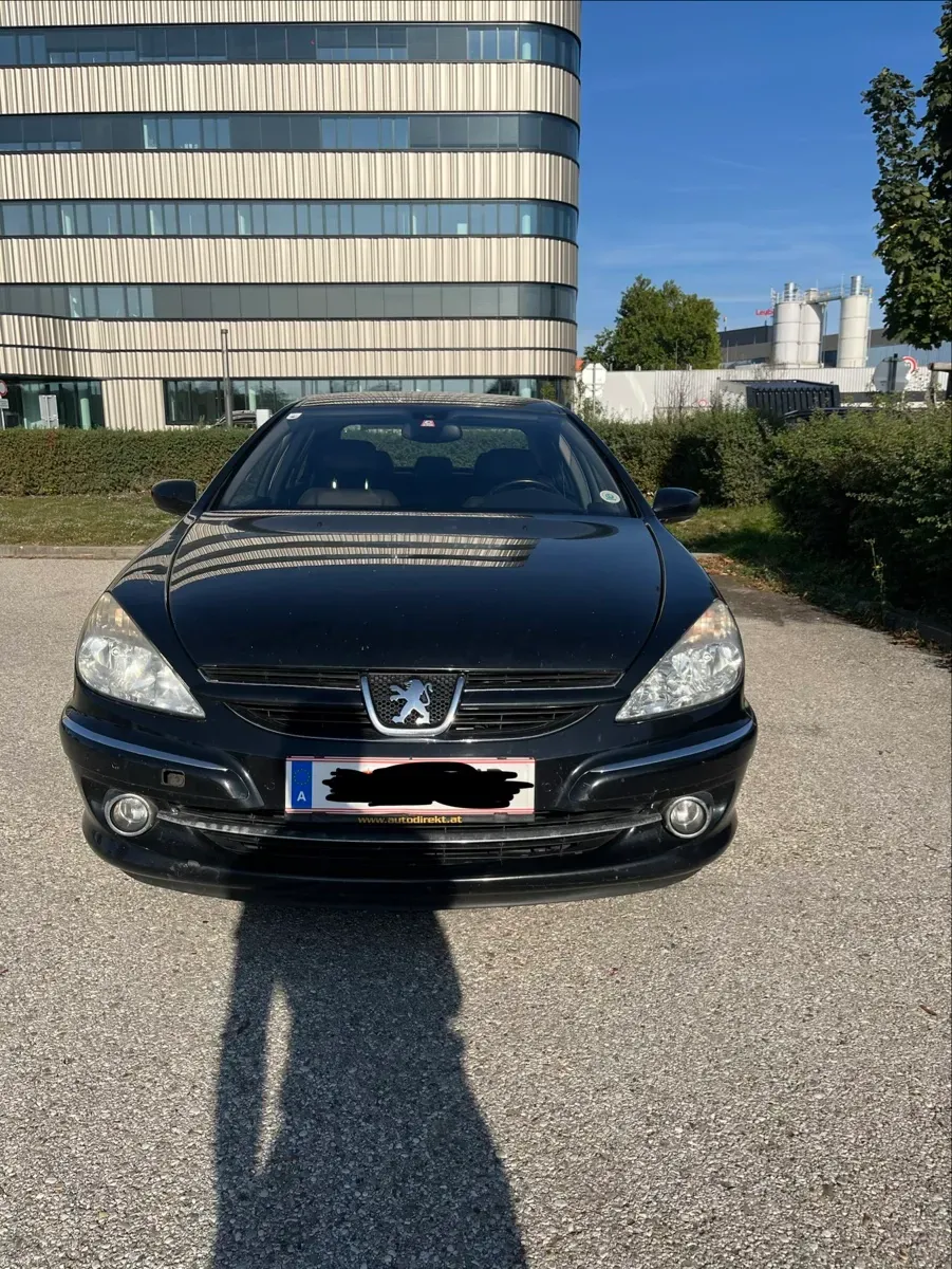 Peugeot 607 2008 photo 2