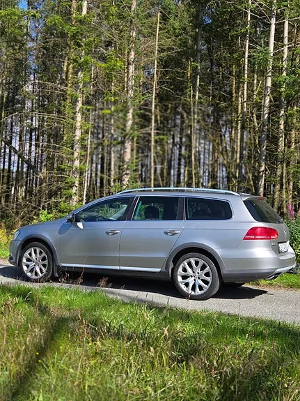 Volkswagen Passat 2012 photo 5
