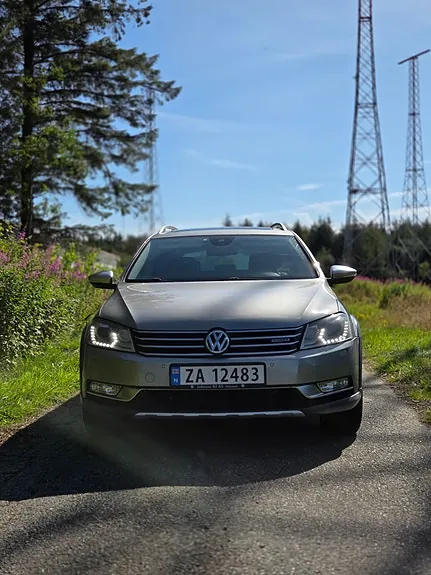 Volkswagen Passat 2012 photo 4