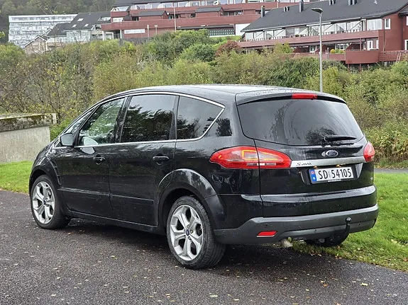 Ford S-Max 2011 photo 4